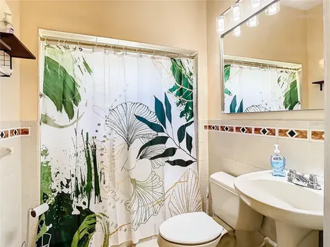 3321 W Aileen Street Tampa FL 33607