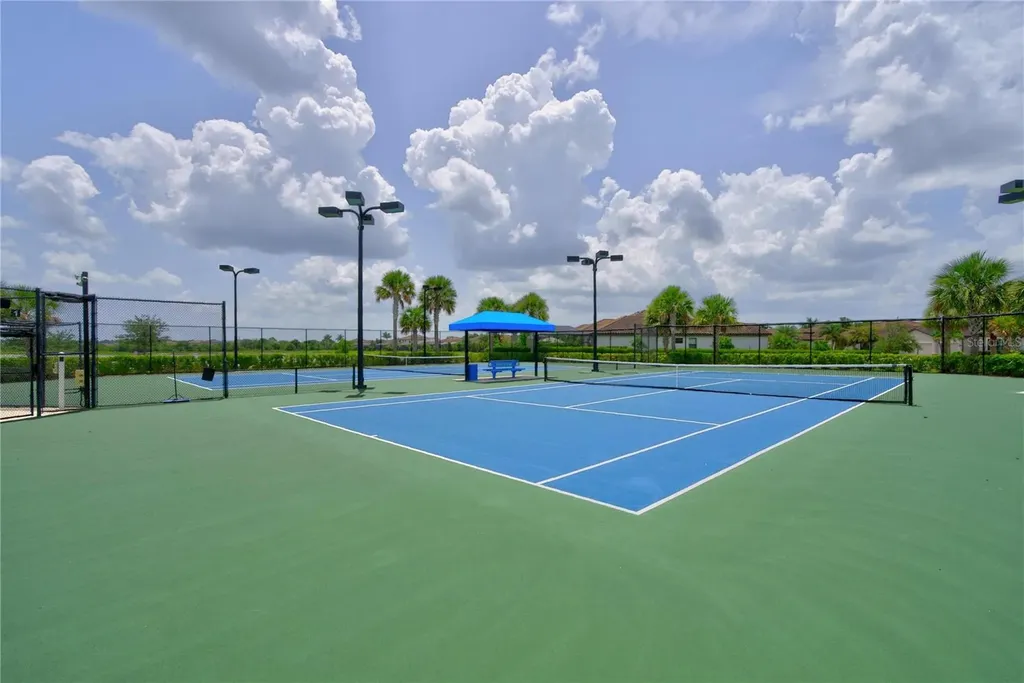 17618 Polo Trail Bradenton FL 34211