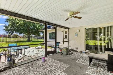 623 Wood Drive Poinciana FL 34759