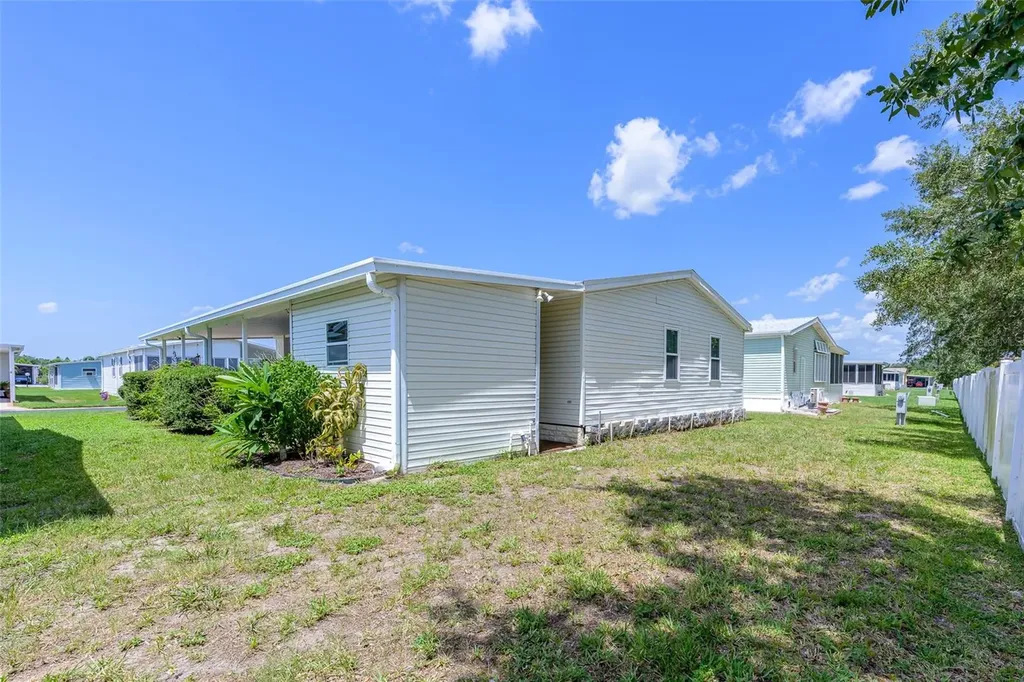 5707 45th Street E Bradenton FL 34203