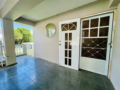Bo Ceiba Sur Sector Canal Solar #6 Juncos PR 00777