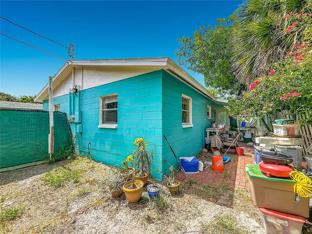 5710 19th Avenue S Gulfport FL 33707