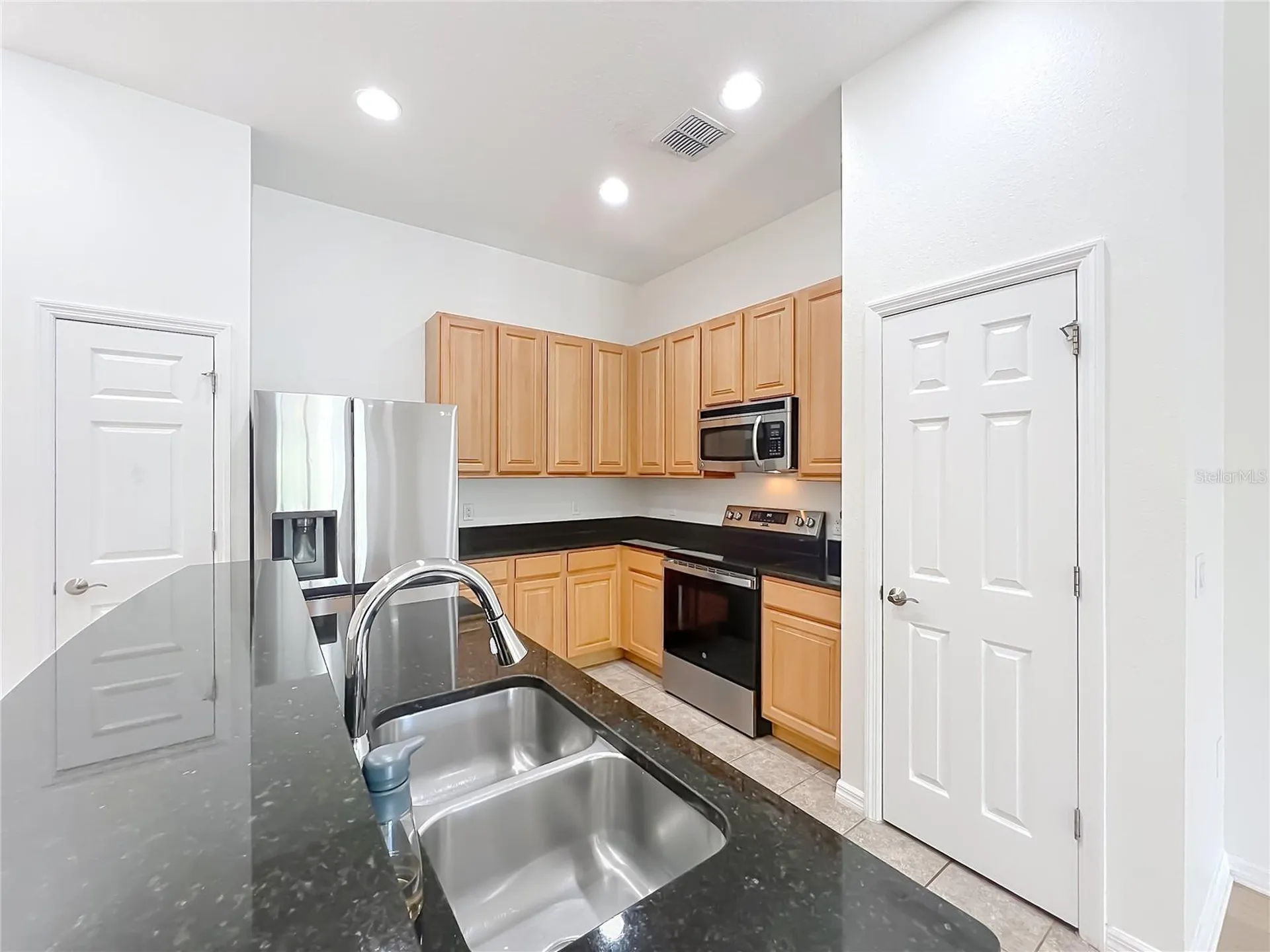 3716 Avalon Park East Boulevard Orlando FL 32828