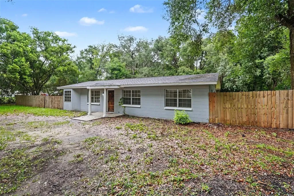 5328 Lantana Street Zephyrhills FL 33542