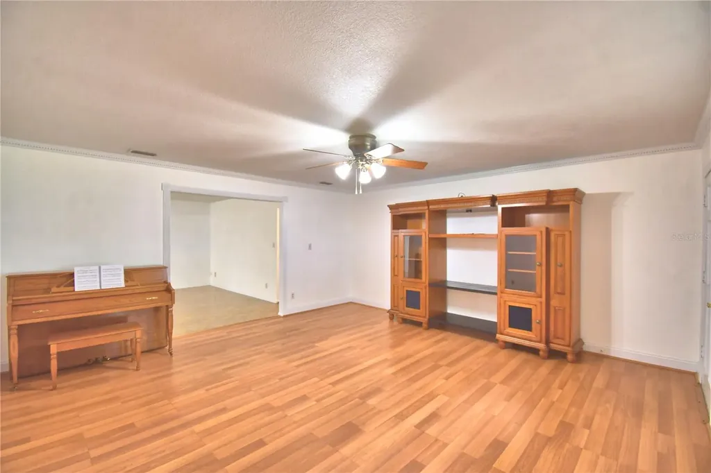 1212 Lynn Avenue Auburndale FL 33823