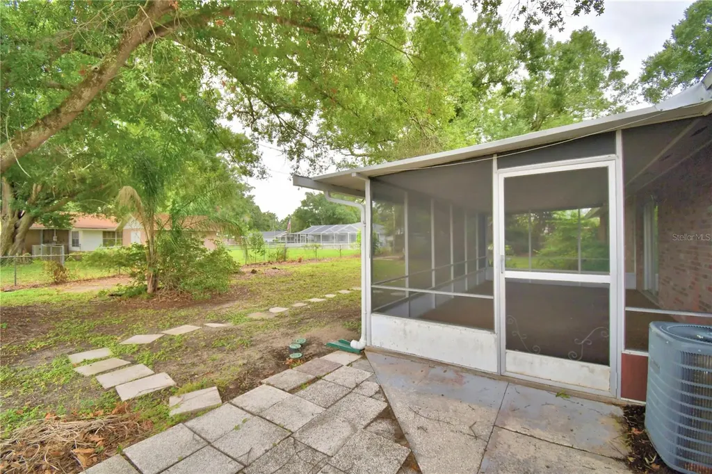 1212 Lynn Avenue Auburndale FL 33823