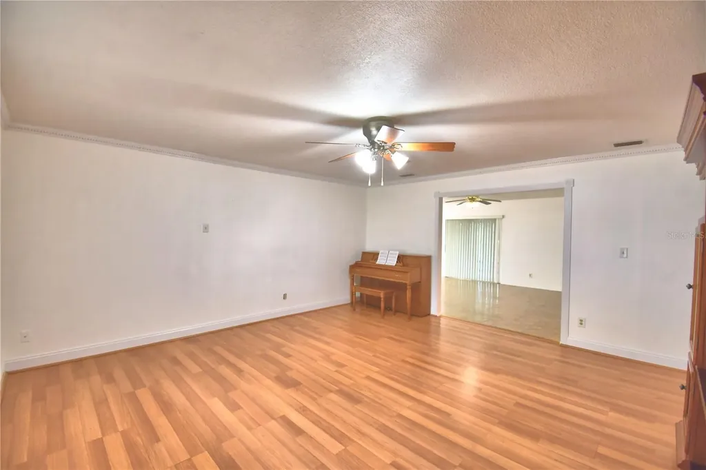 1212 Lynn Avenue Auburndale FL 33823