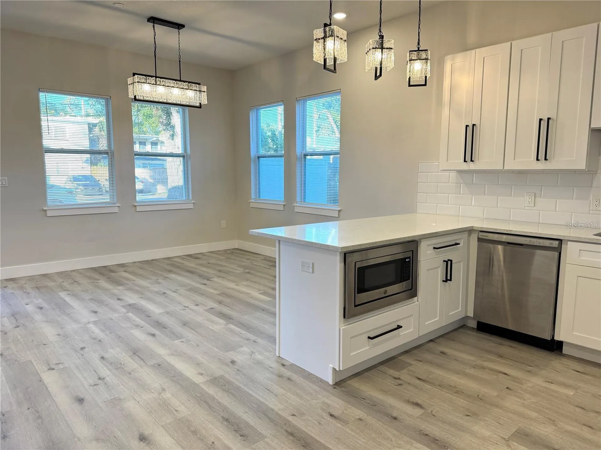 1039 53rd Avenue N St Petersburg FL 33703