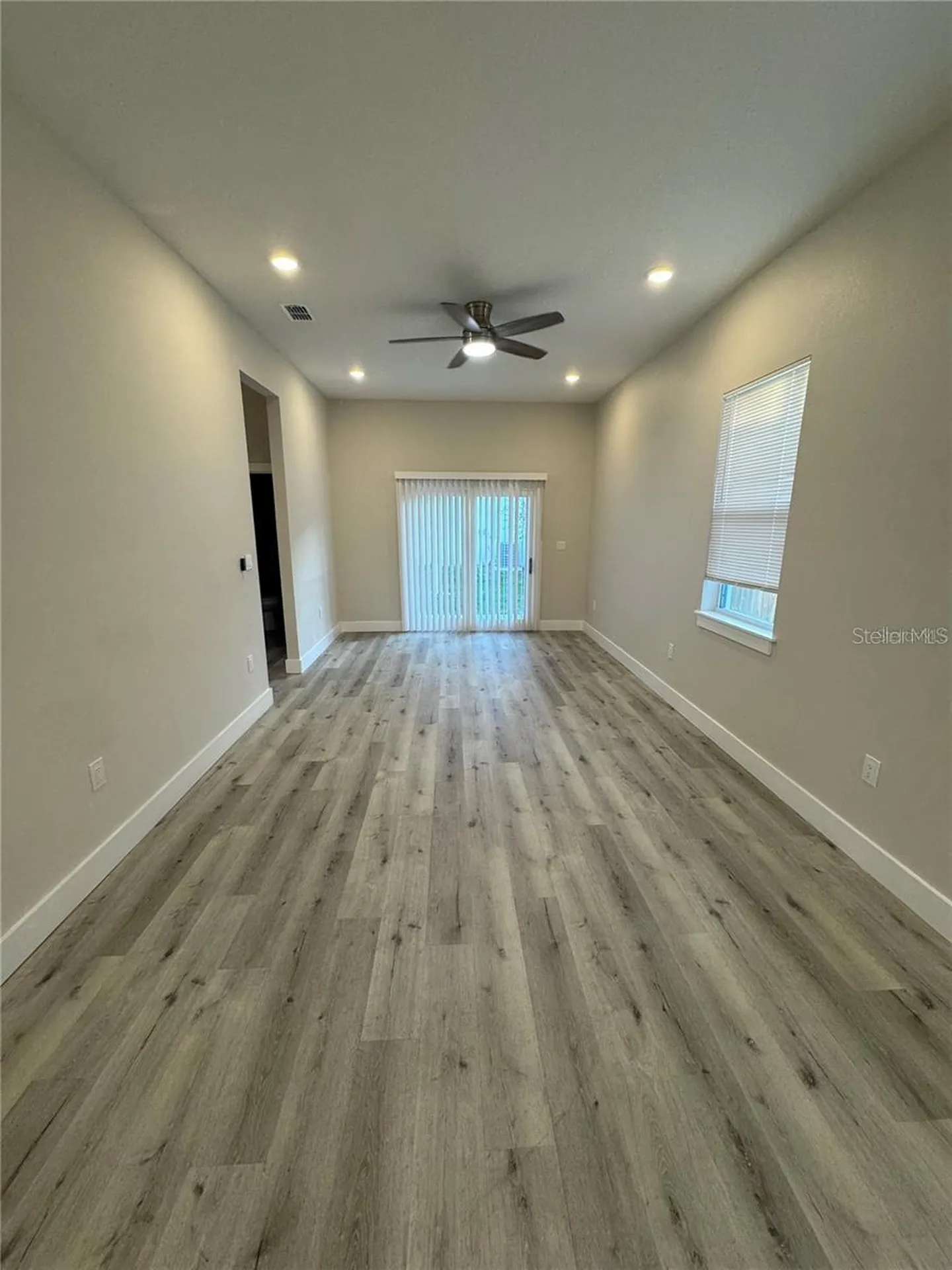1039 53rd Avenue N St Petersburg FL 33703