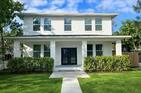 1039 53rd Avenue N St Petersburg FL 33703