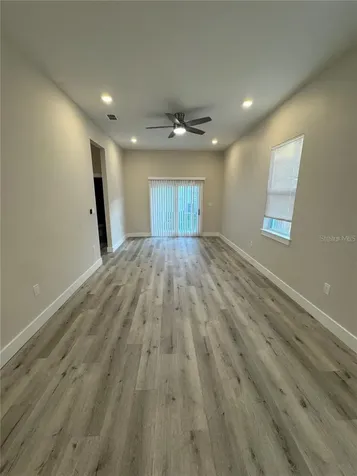 1039 53rd Avenue N St Petersburg FL 33703