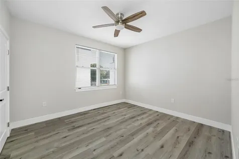 1039 53rd Avenue N St Petersburg FL 33703