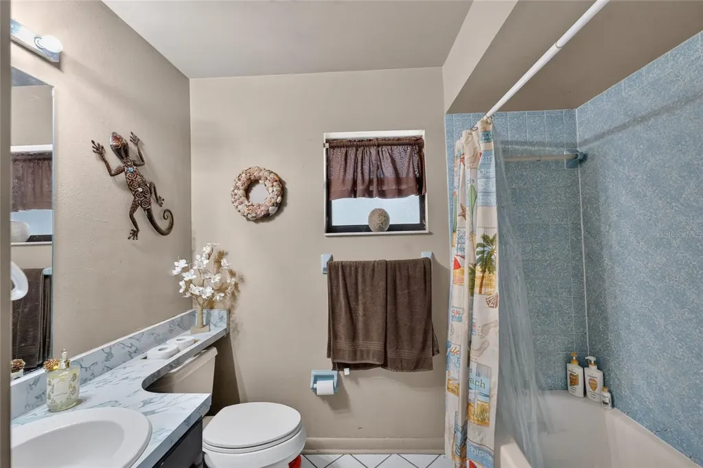 8204 SW 12th Place Gainesville FL 32607