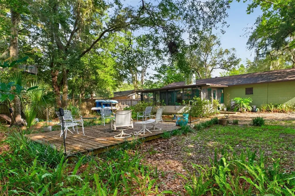 8204 SW 12th Place Gainesville FL 32607
