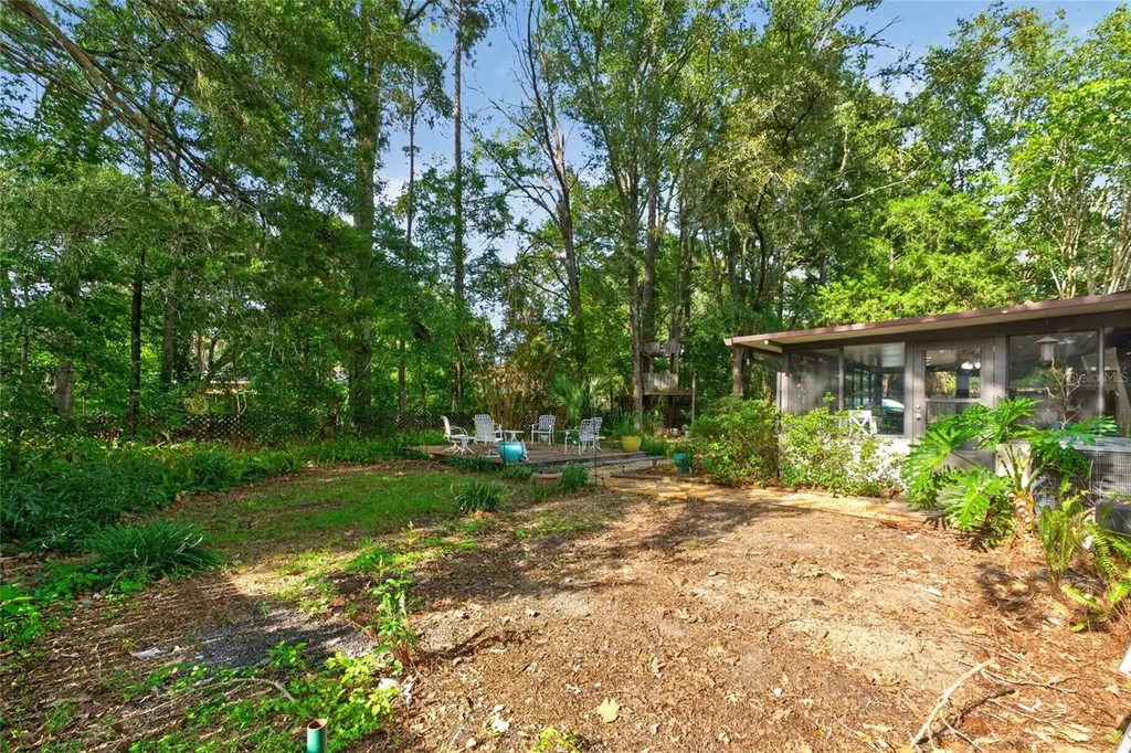 8204 SW 12th Place Gainesville FL 32607