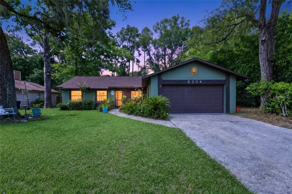 8204 SW 12th Place Gainesville FL 32607