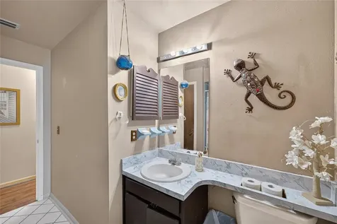 8204 SW 12th Place Gainesville FL 32607
