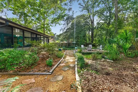 8204 SW 12th Place Gainesville FL 32607