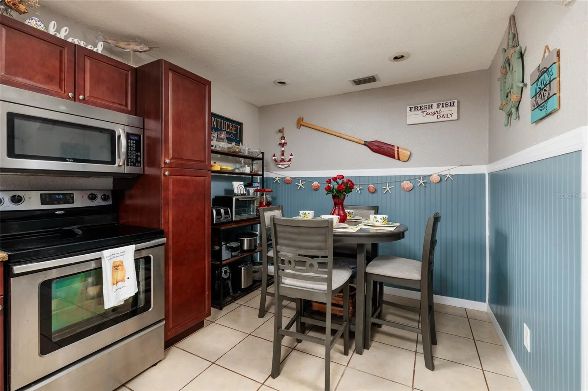 1220 56th Avenue N St Petersburg FL 33703