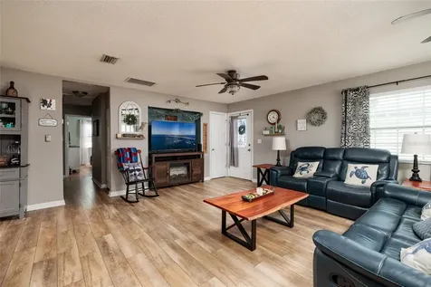 1220 56th Avenue N St Petersburg FL 33703