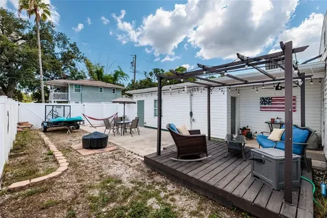 1220 56th Avenue N St Petersburg FL 33703