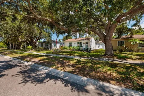 1220 56th Avenue N St Petersburg FL 33703