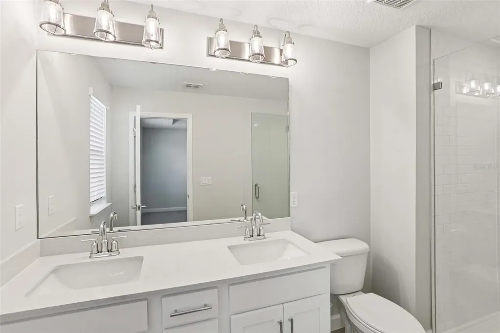 7558 Deer Valley Circle Tampa FL 33635
