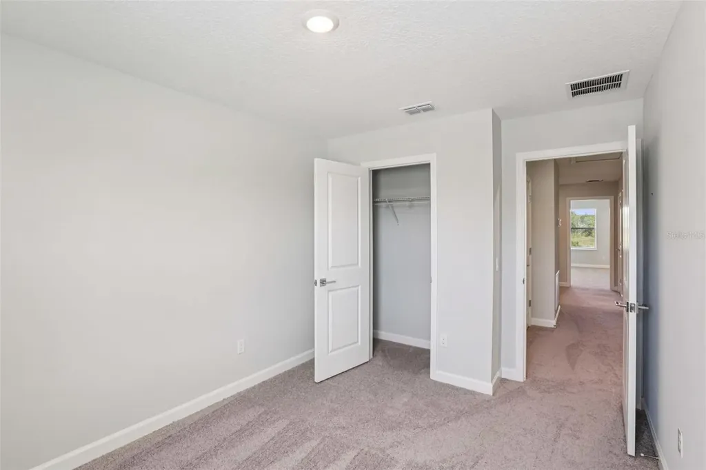 7558 Deer Valley Circle Tampa FL 33635