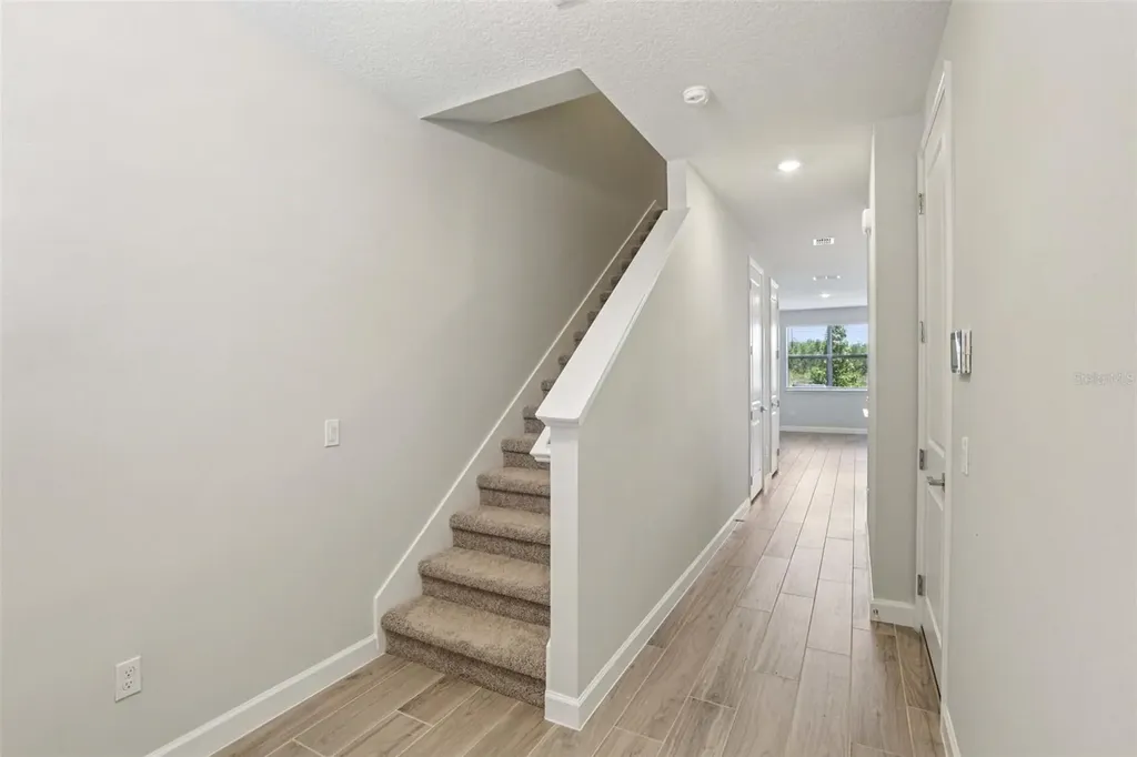 7558 Deer Valley Circle Tampa FL 33635