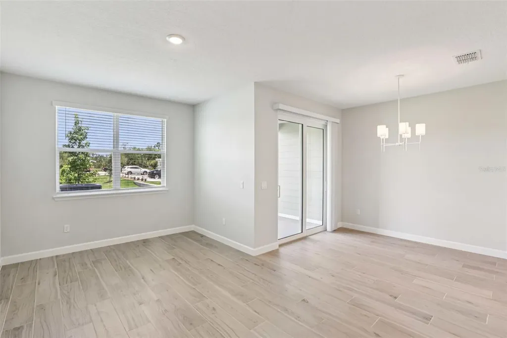 7558 Deer Valley Circle Tampa FL 33635