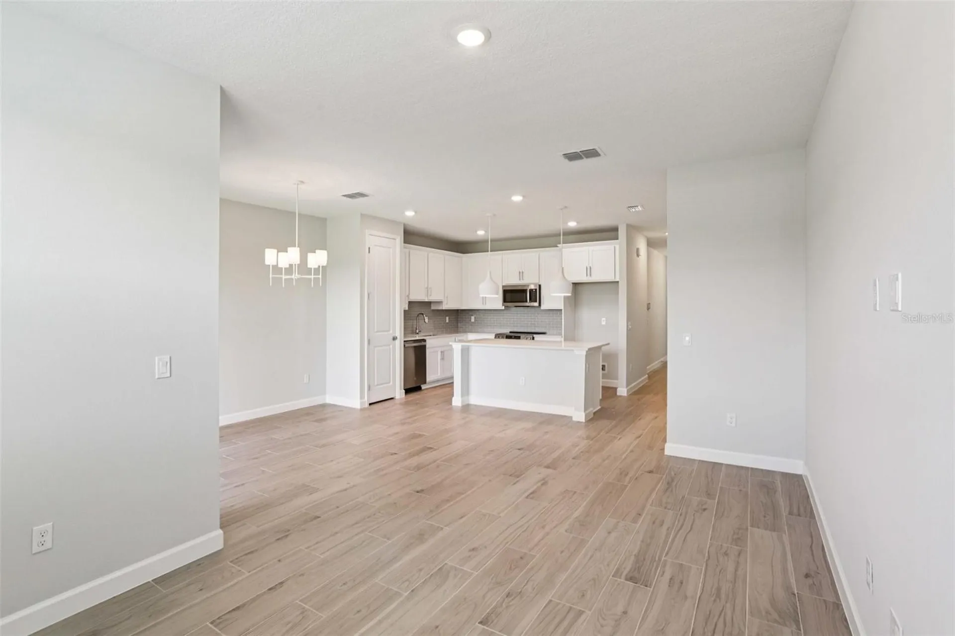 7558 Deer Valley Circle Tampa FL 33635