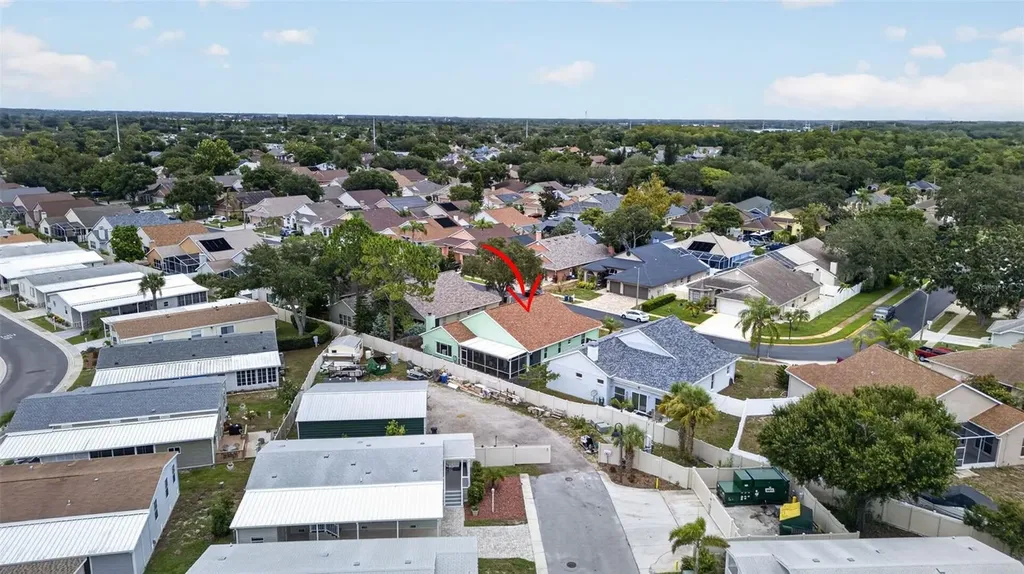 1747 Wood Brook Street Tarpon Springs FL 34689