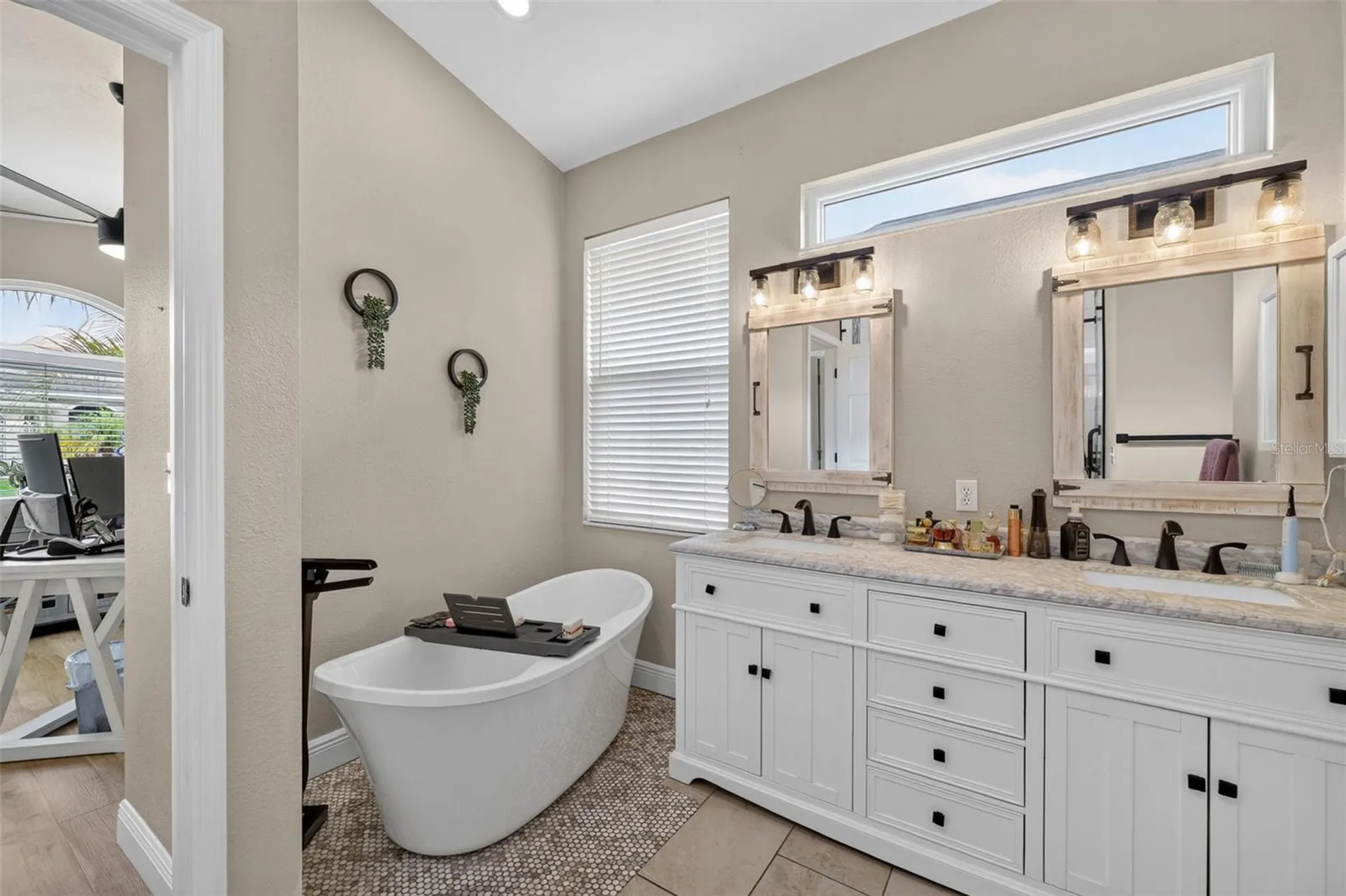1747 Wood Brook Street Tarpon Springs FL 34689
