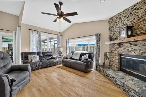 1747 Wood Brook Street Tarpon Springs FL 34689