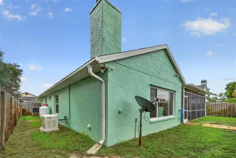 1747 Wood Brook Street Tarpon Springs FL 34689