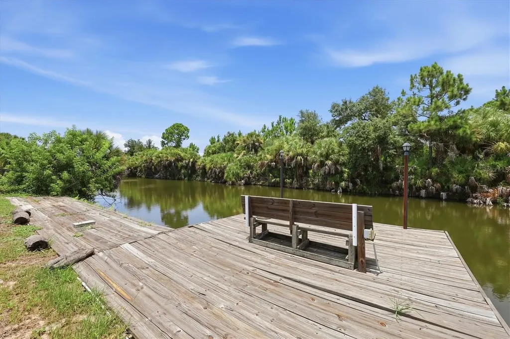 9084 Prospect Avenue Englewood FL 34224