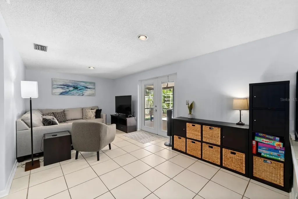 709 Caliente Drive Brandon FL 33511