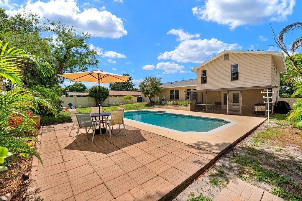 709 Caliente Drive Brandon FL 33511