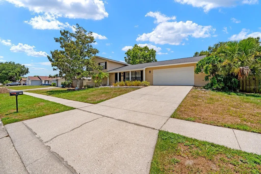 709 Caliente Drive Brandon FL 33511