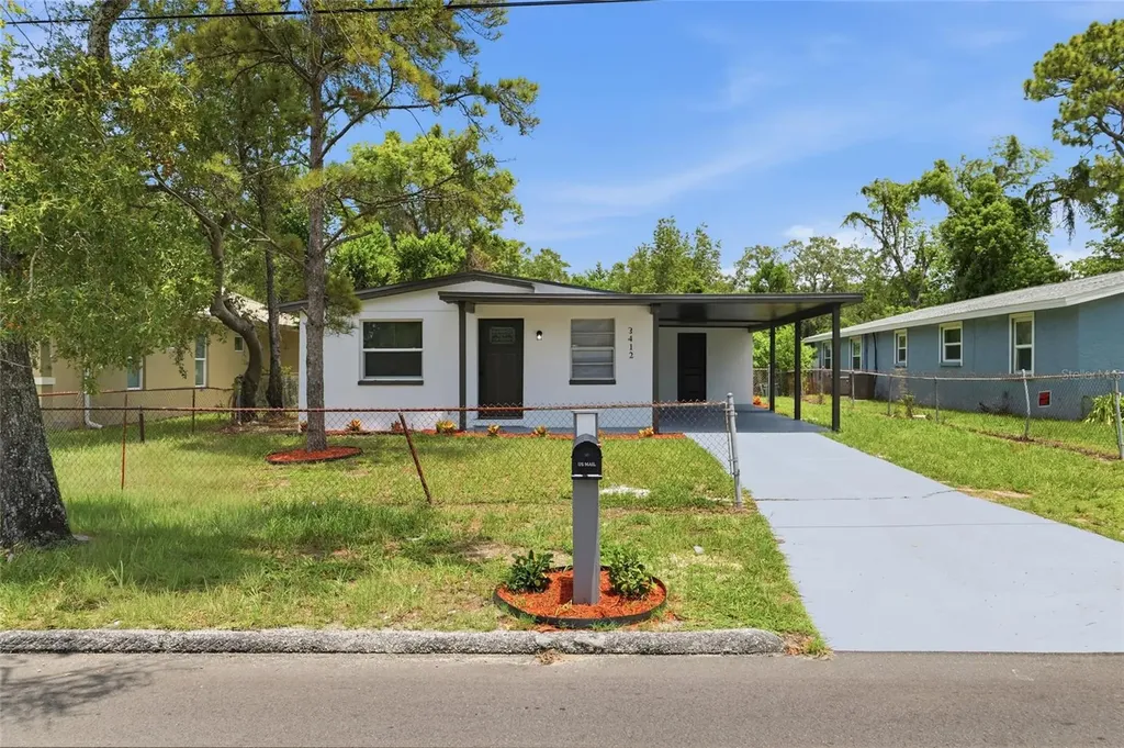 3412 E Henry Avenue Tampa FL 33610