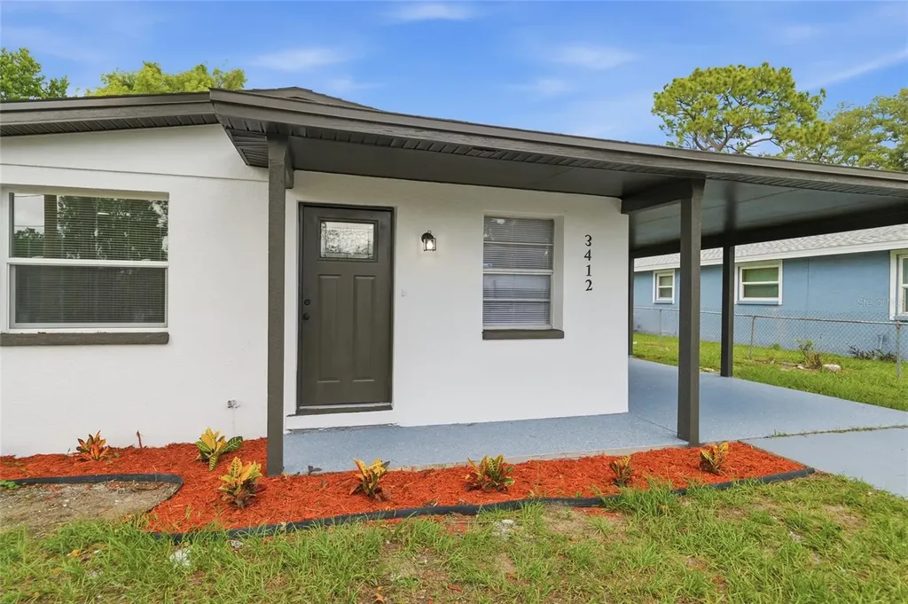 3412 E Henry Avenue Tampa FL 33610