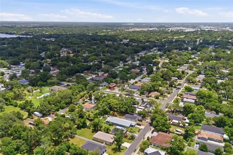 3412 E Henry Avenue Tampa FL 33610
