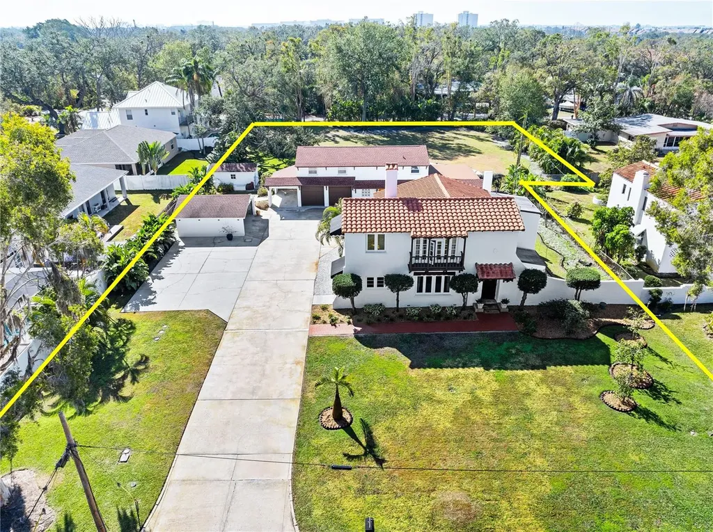 6010 17th Avenue S St Petersburg FL 33707