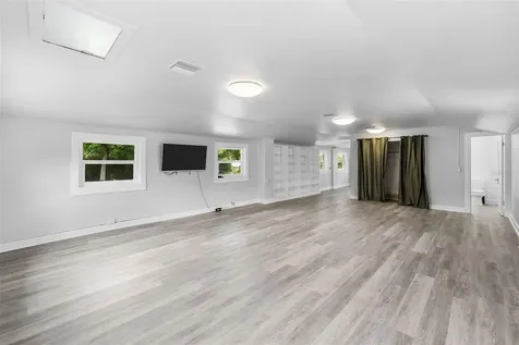 6010 17th Avenue S St Petersburg FL 33707