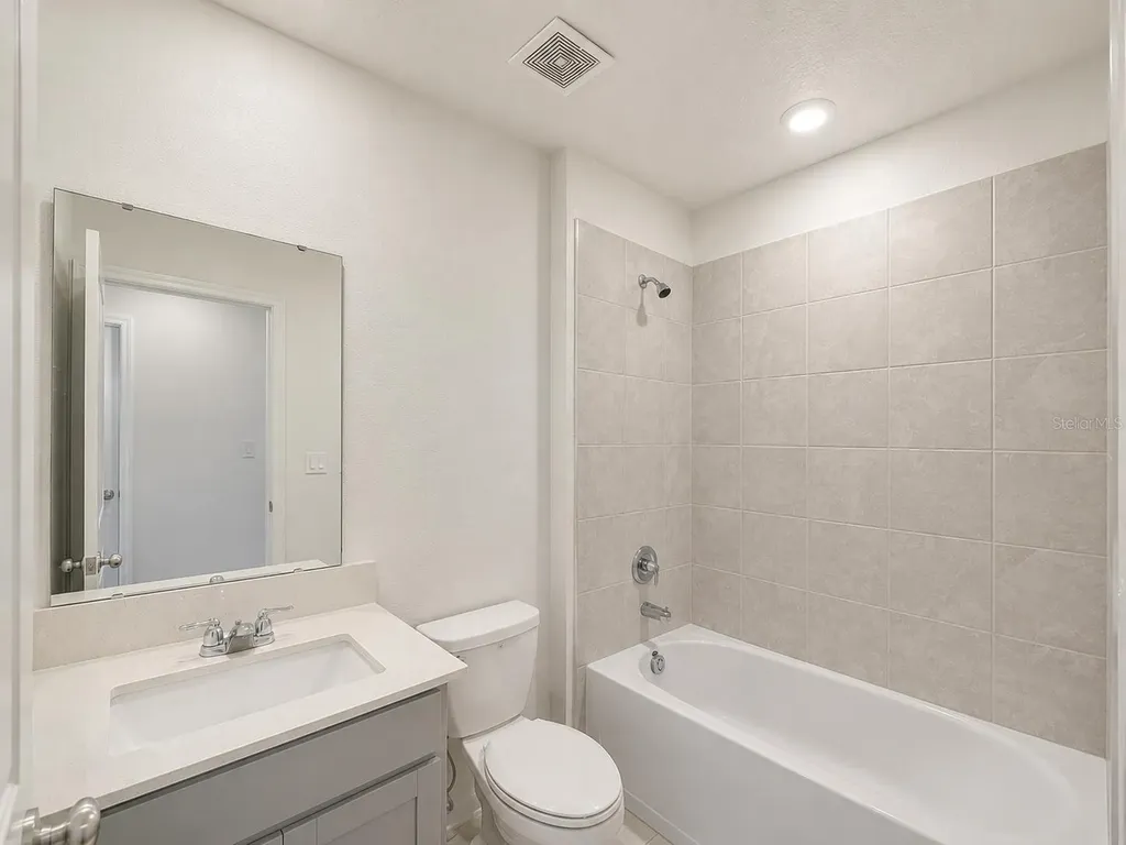 360 Loch Court Davenport FL 33837