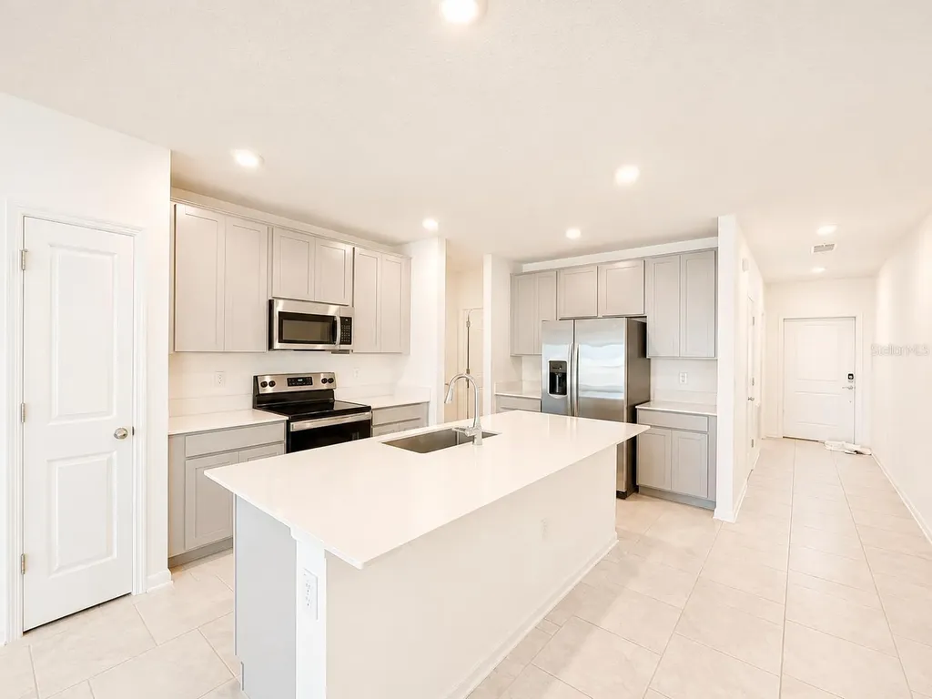 360 Loch Court Davenport FL 33837