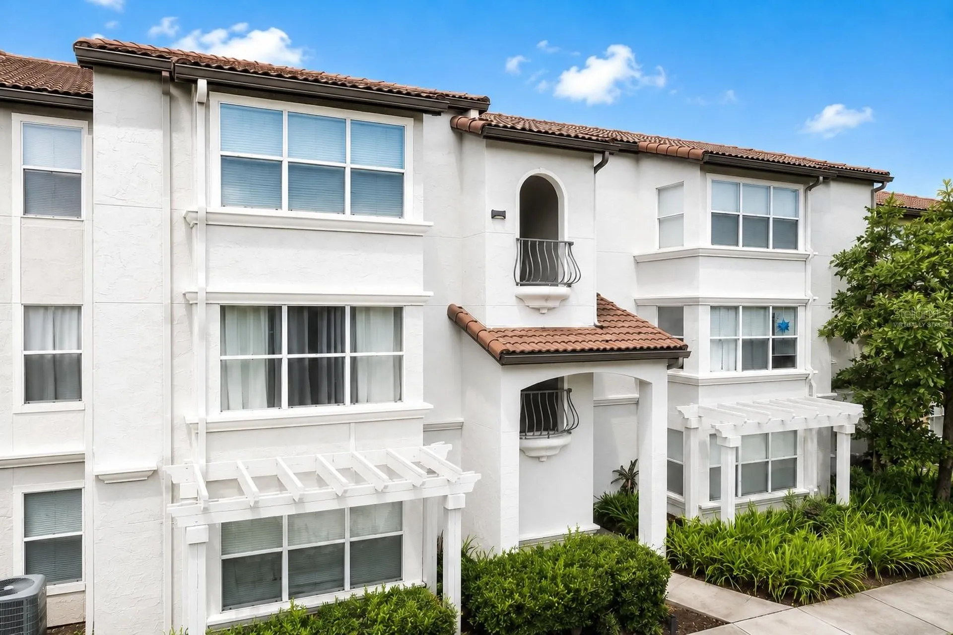 5160 Conroy Road Orlando FL 32811