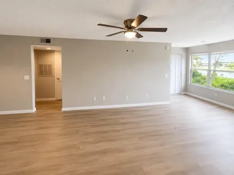5160 Conroy Road Orlando FL 32811