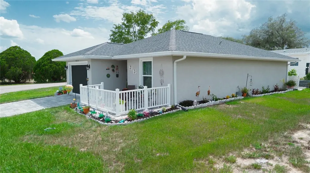 7077 Tamarind Way Lake Wales FL 33898