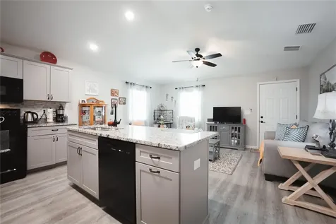 7077 Tamarind Way Lake Wales FL 33898